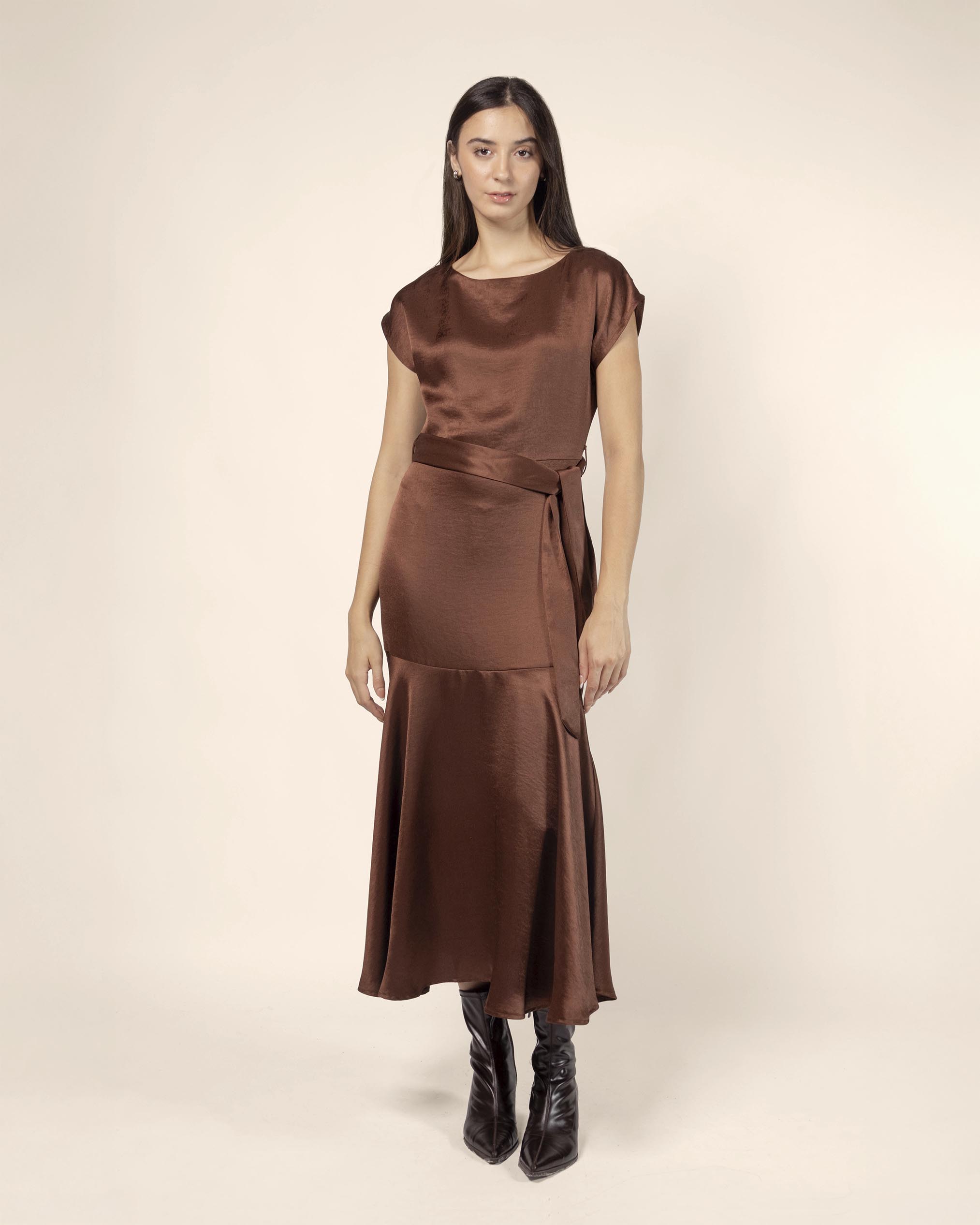 Vestido maxi manga corta corrida