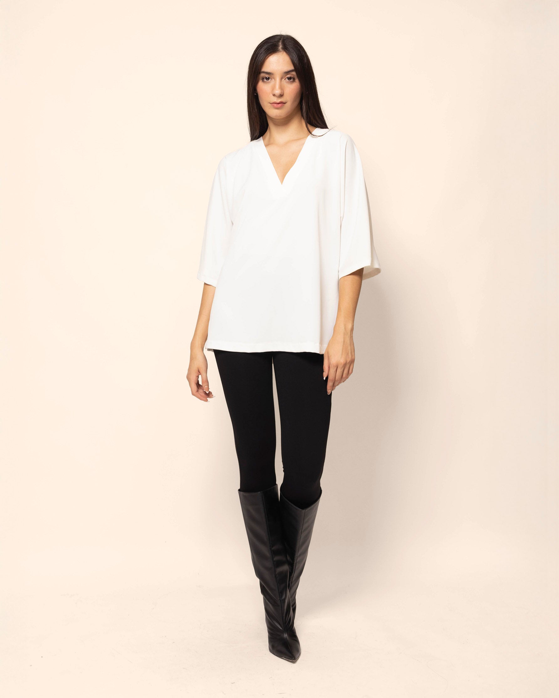 Blusón cuello V manga corrida