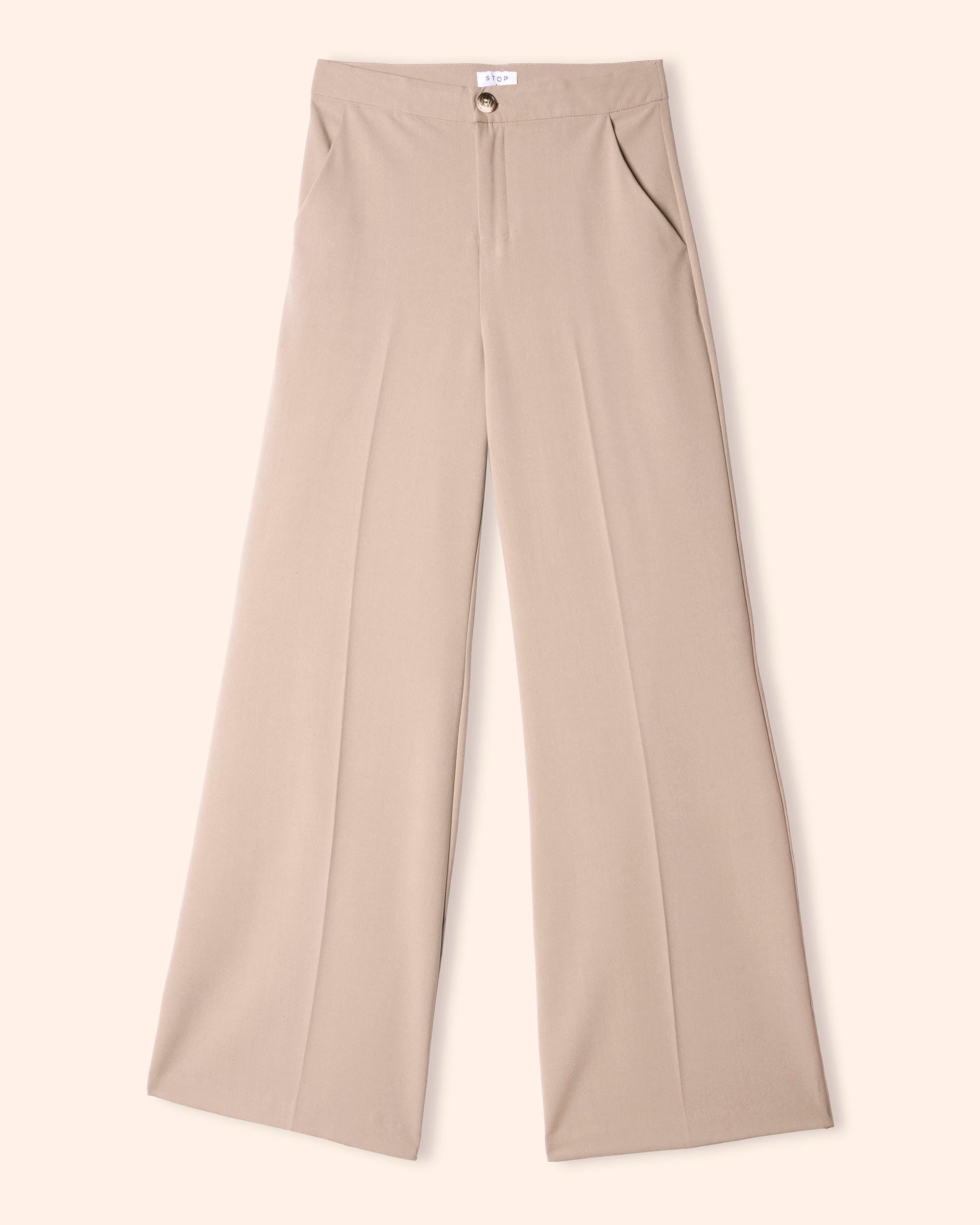 Pantalón pierna amplia botón