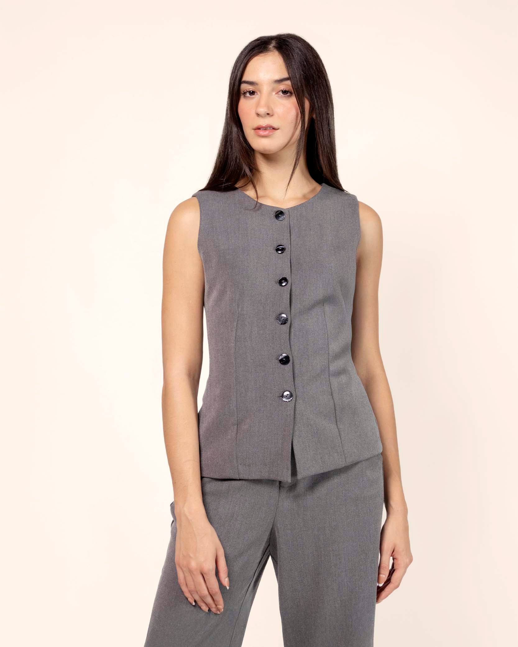 Chaleco botones al frente
