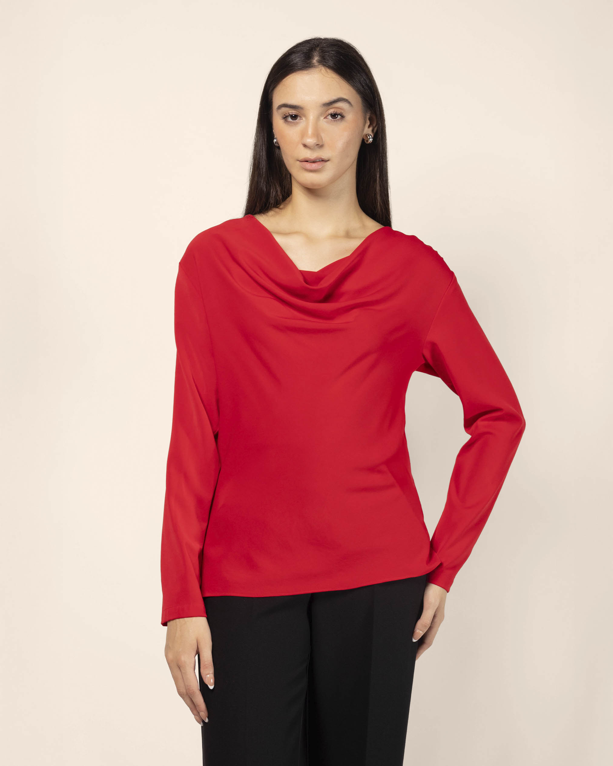 Blusa manga larga cuello columpio