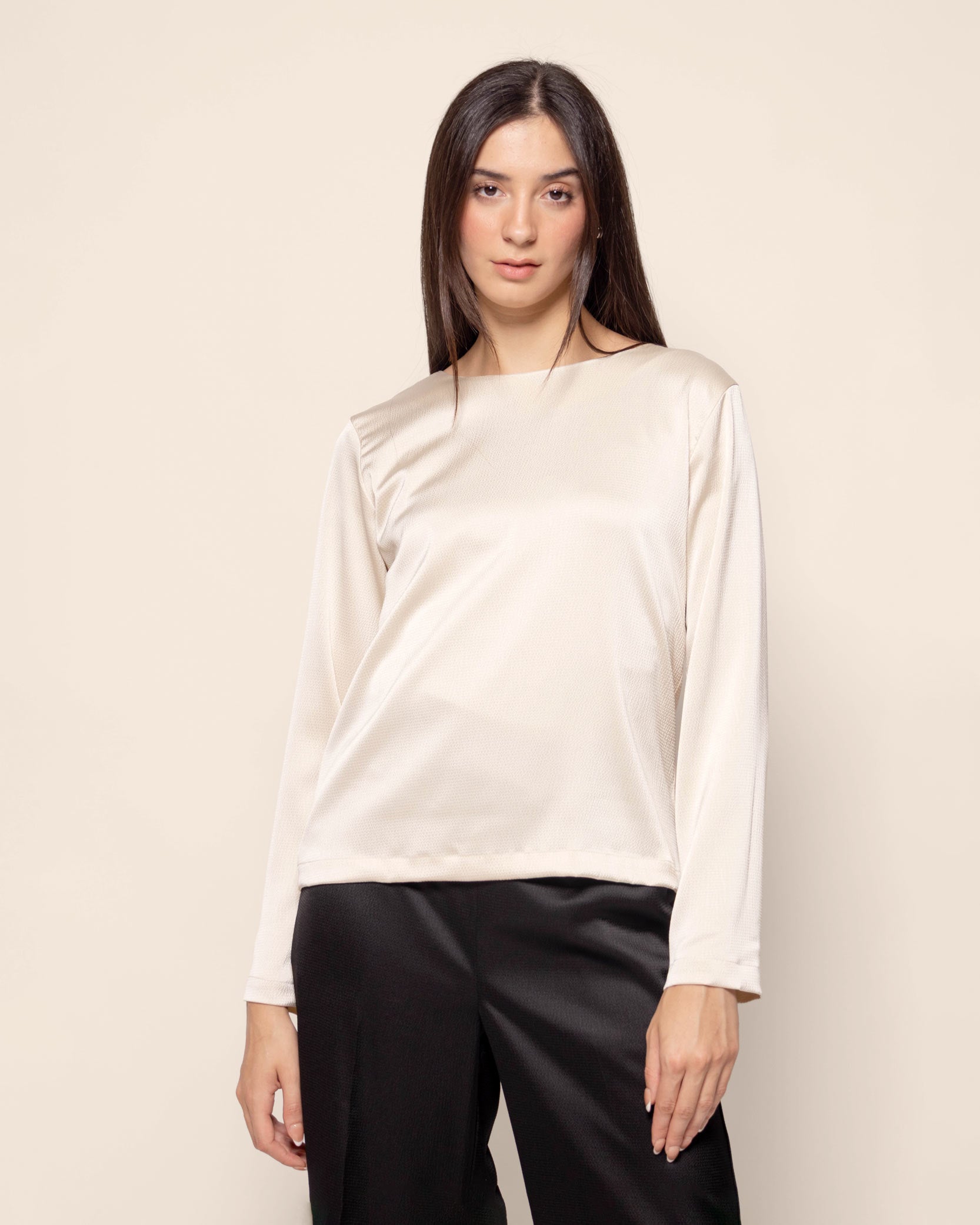 Blusa textura moño espalda