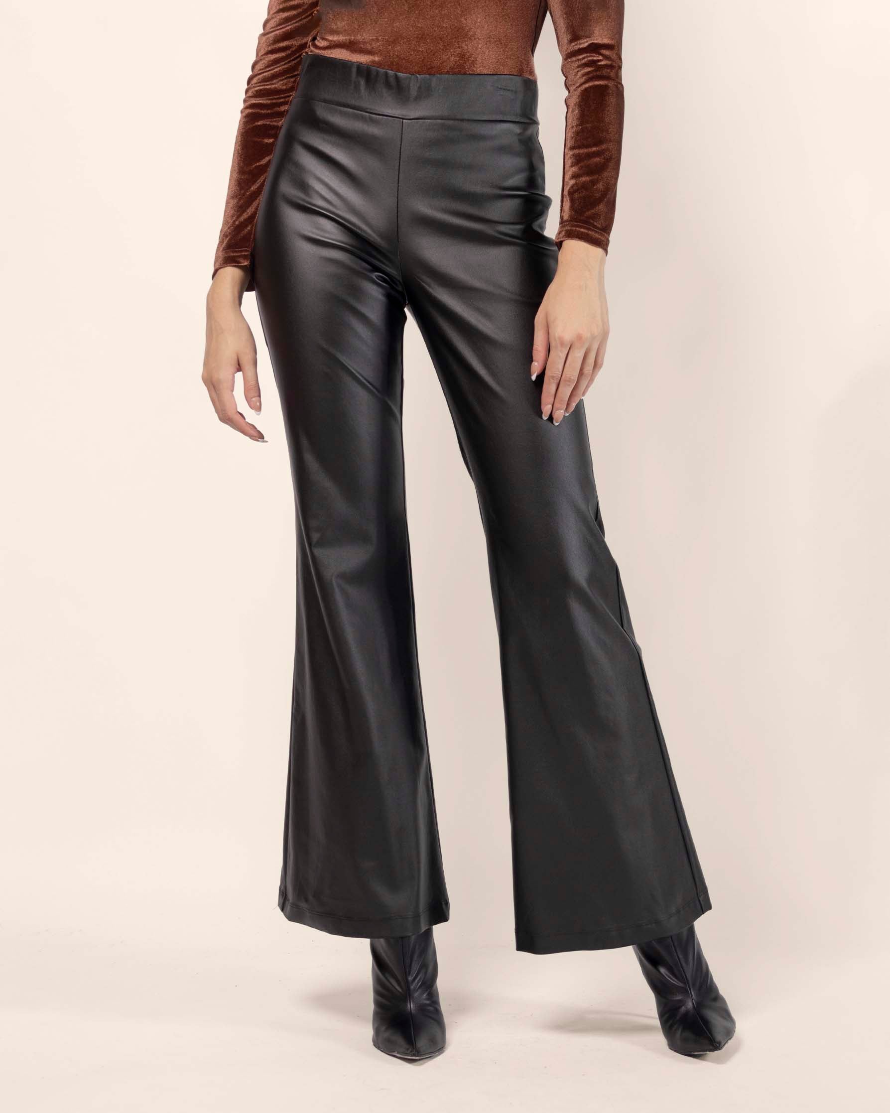 Leggins efecto piel pierna acampanada