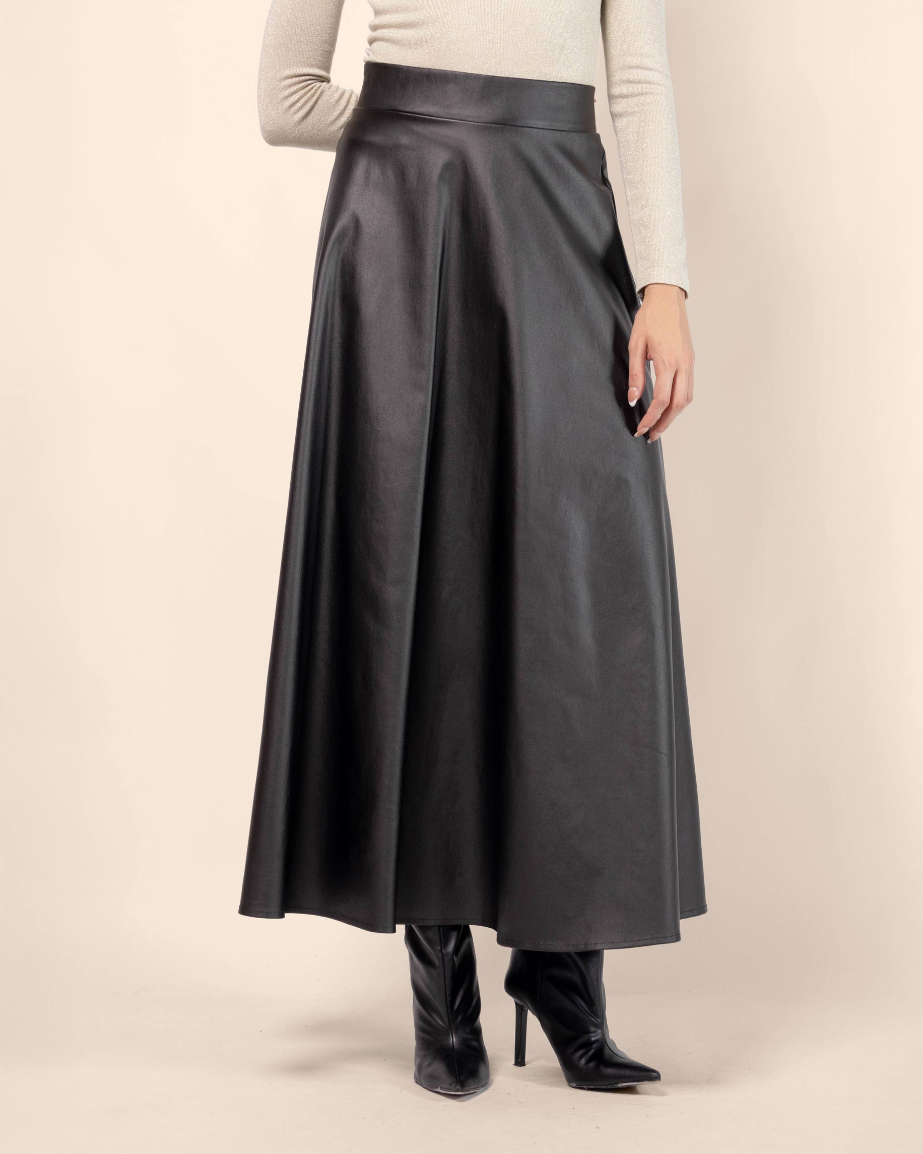 Falda maxi efecto piel