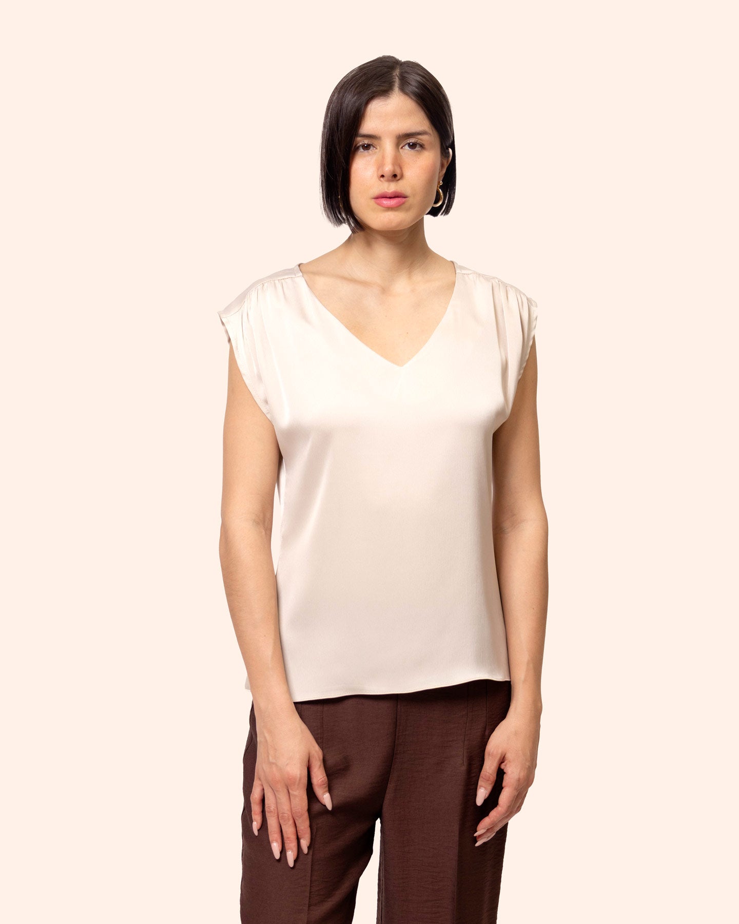 Blusa cuello V manga corrida