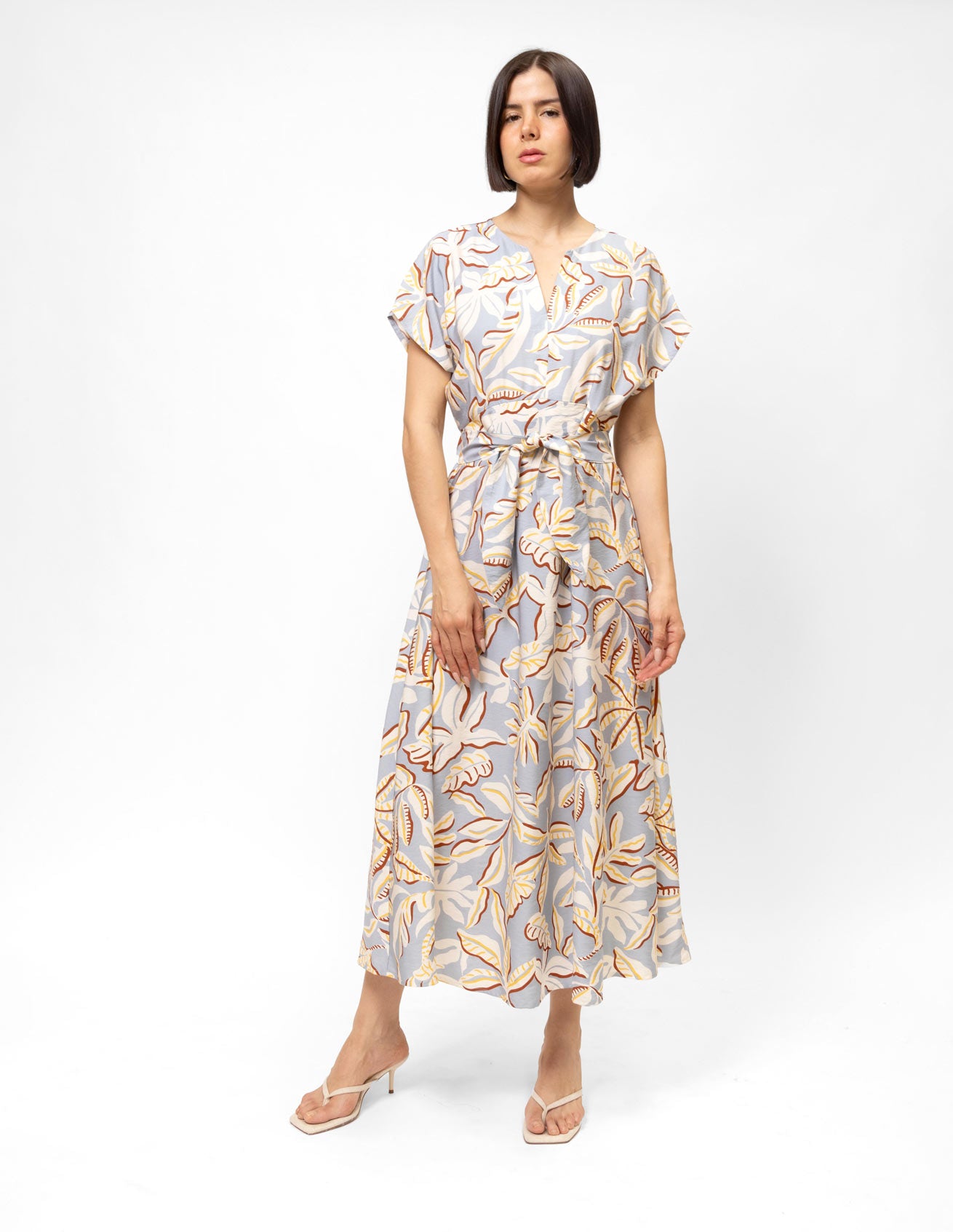 Vestido estampado midi cinturón
