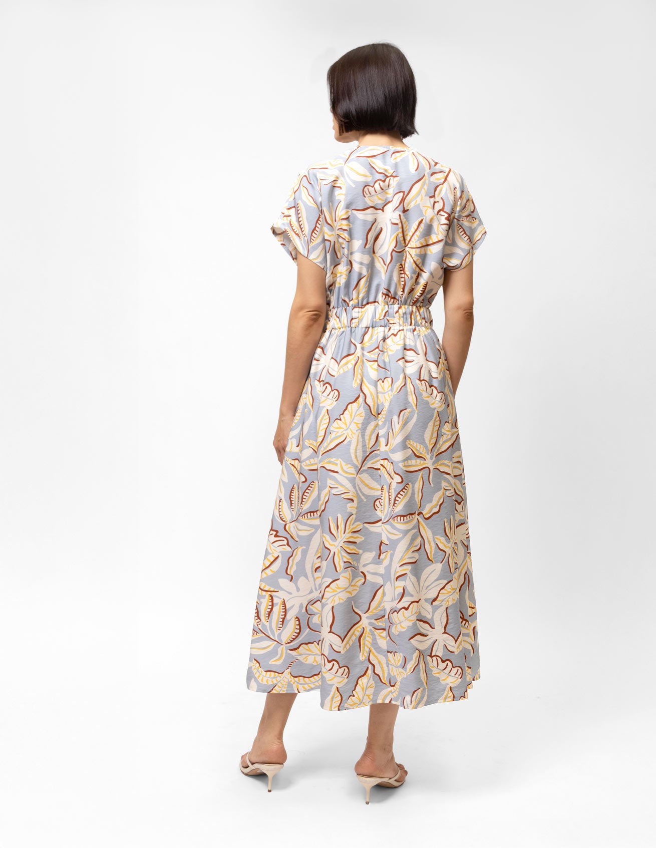 Vestido estampado midi cinturón