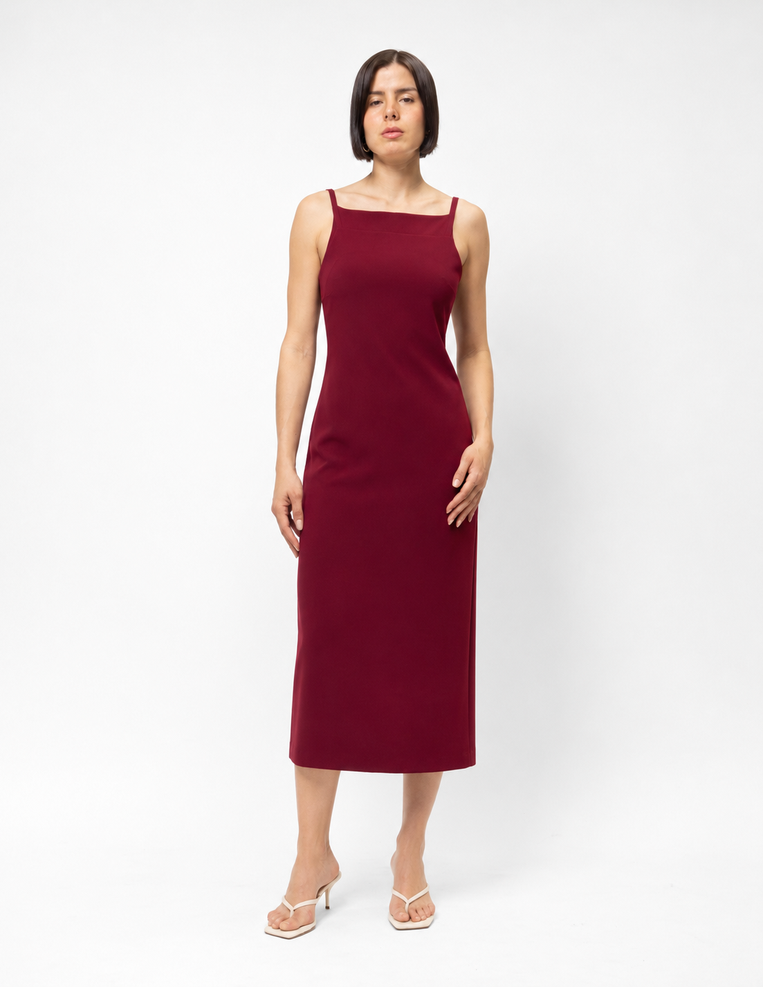 Vestido midi recto tirantes