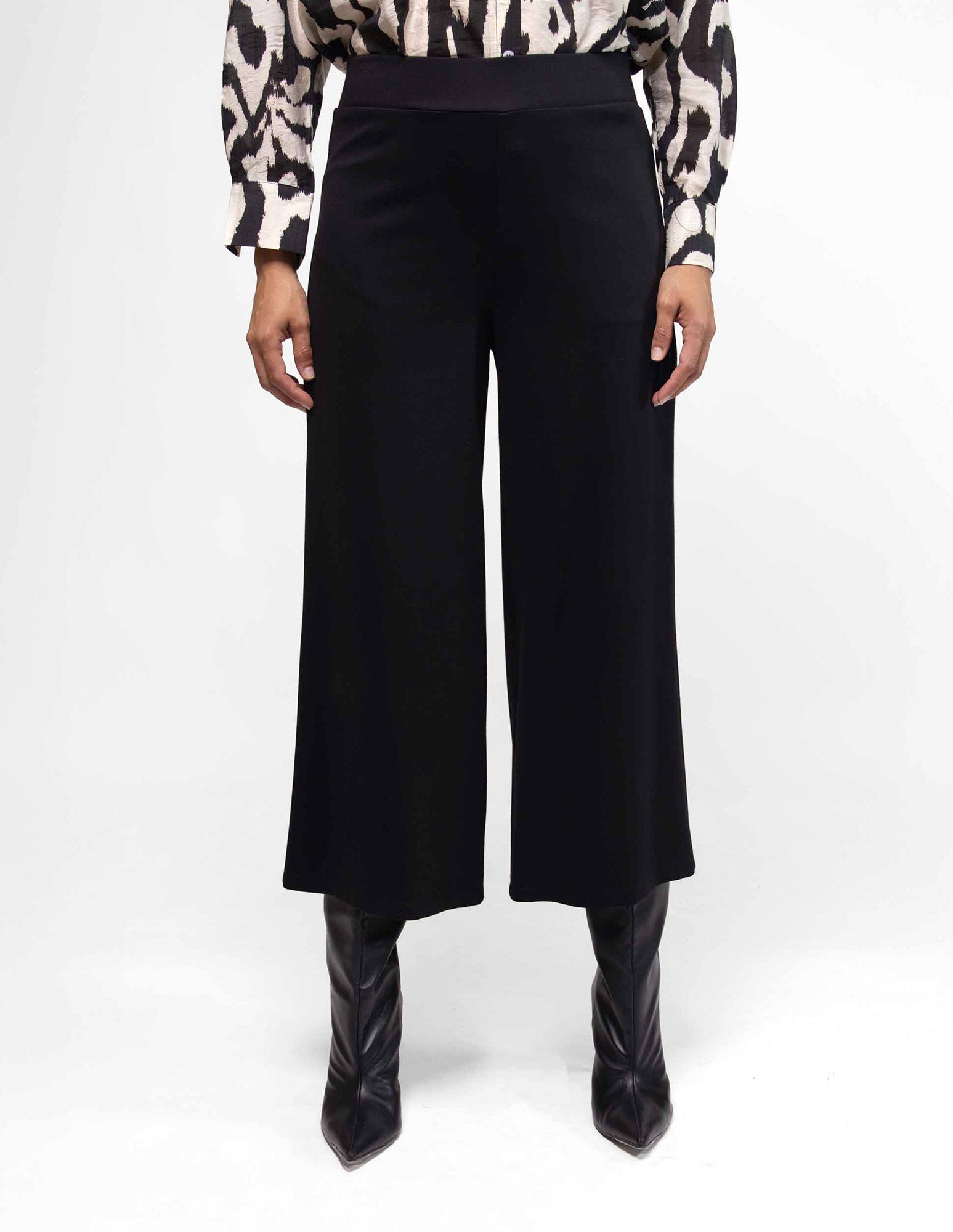 Pantalón de pontirroma tipo culotte
