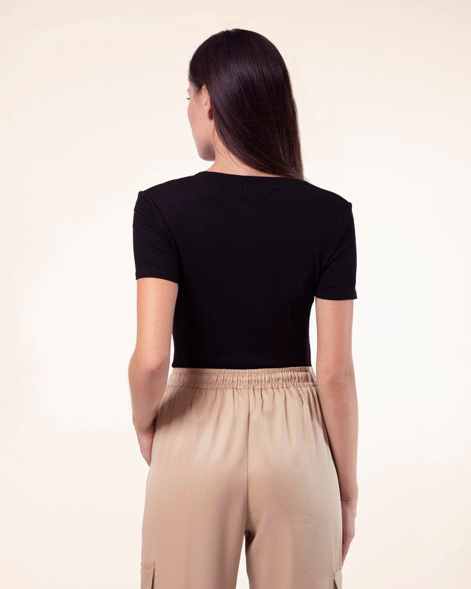 playera-negro-rib-ultra-comoda-manga-corta
